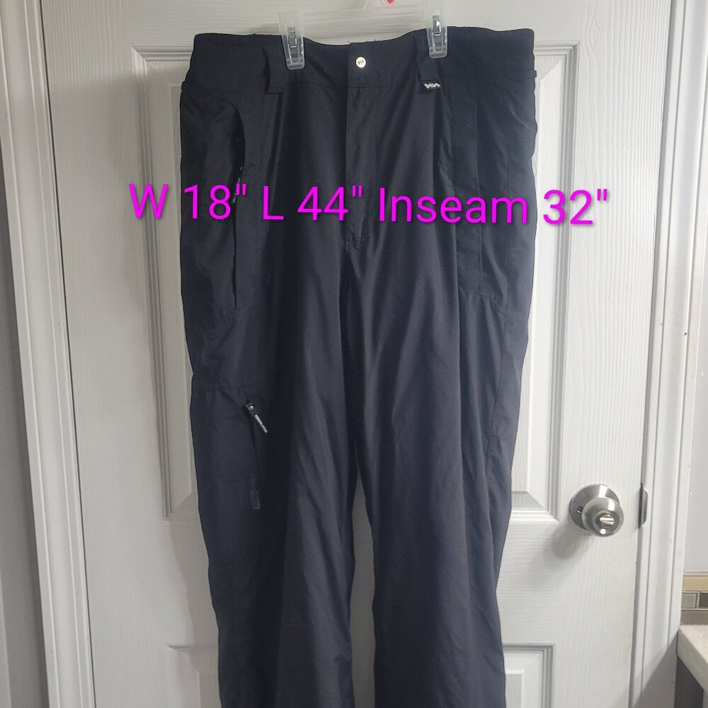 #348 Helly Hansen sz M Helli Tech Black Pants